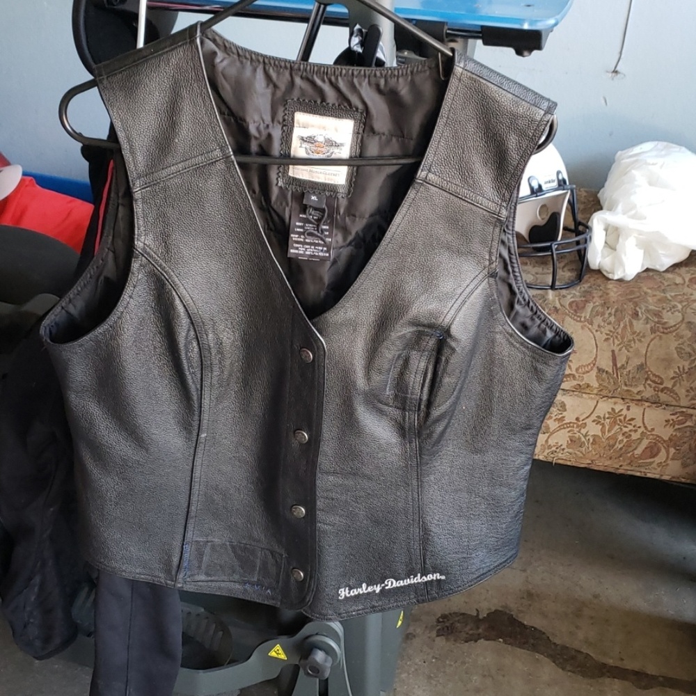 Motorcycle jacket